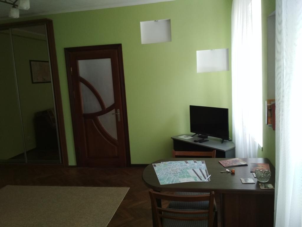 לבוב Like A Local Apartment מראה חיצוני תמונה