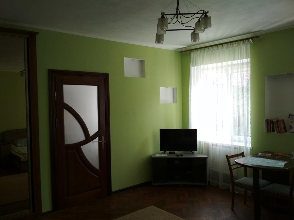 לבוב Like A Local Apartment מראה חיצוני תמונה